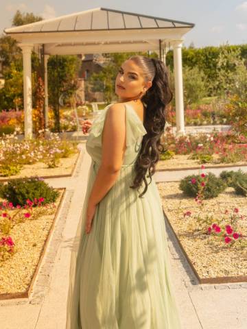 Robe Amara