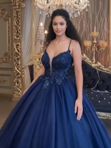 Robe Astraea